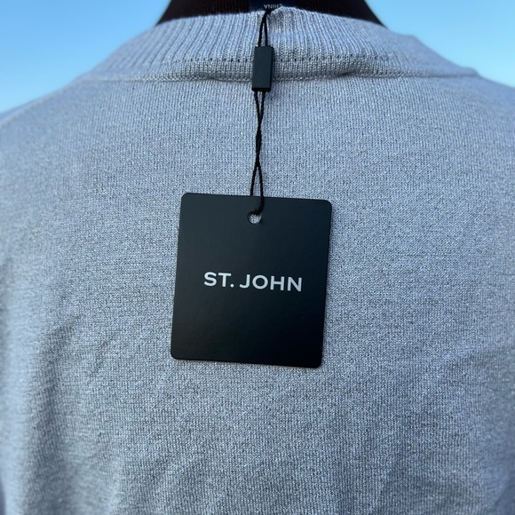 GORGEOUS Periwinkle Silver St. John Sweater - Picture 4 of 8